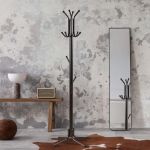 Καλόγερος Ρούχων